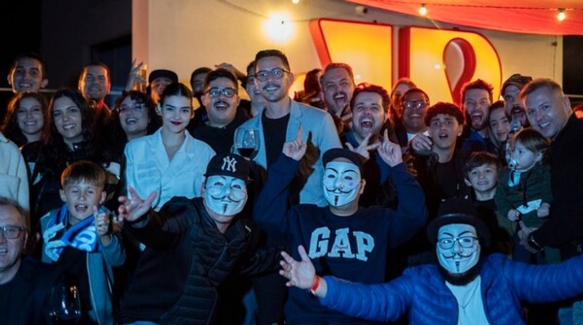 Jovem Pan FM comemora 12 anos do Floripa Mil Grau com evento e nova parceria de podcast em Florianópolis (SC)