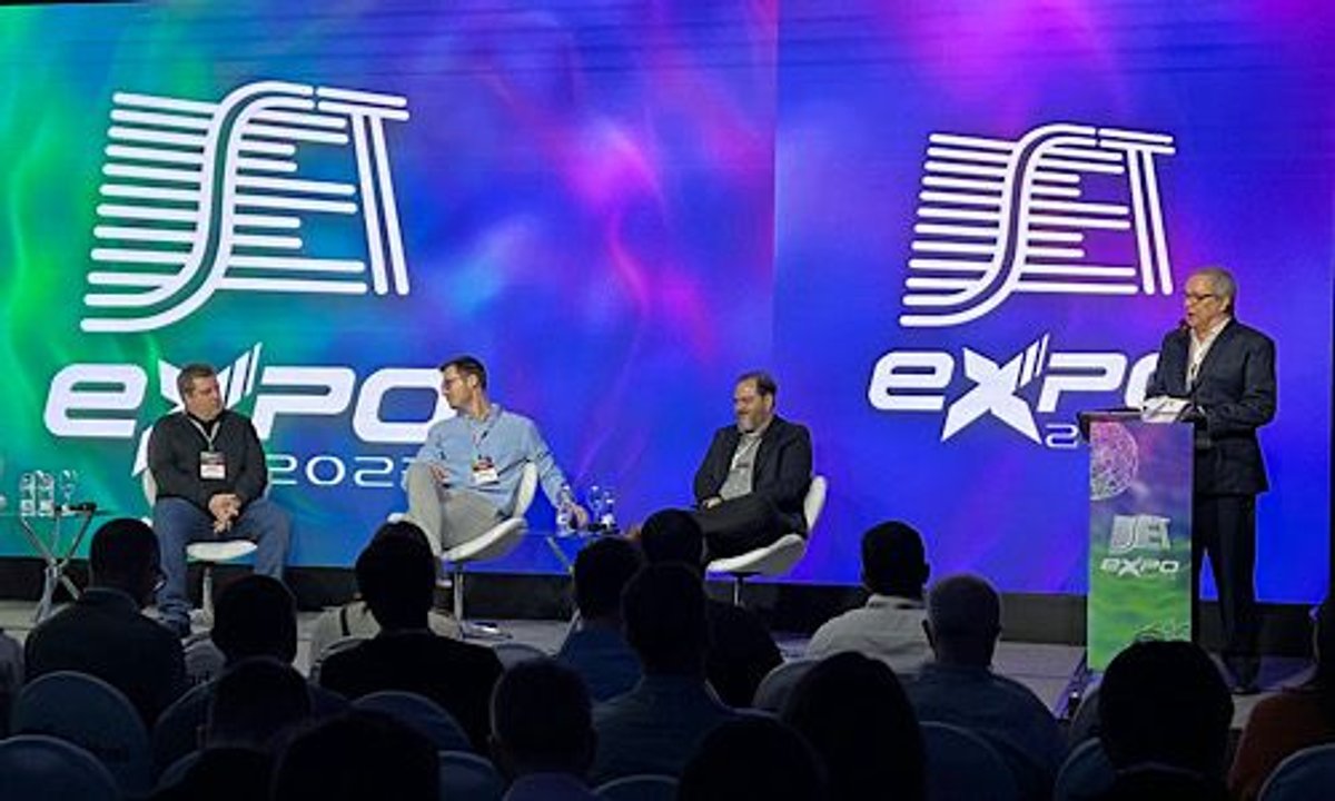 SET Expo 2023 debate os desafios e possibilidade do rádio na era digital