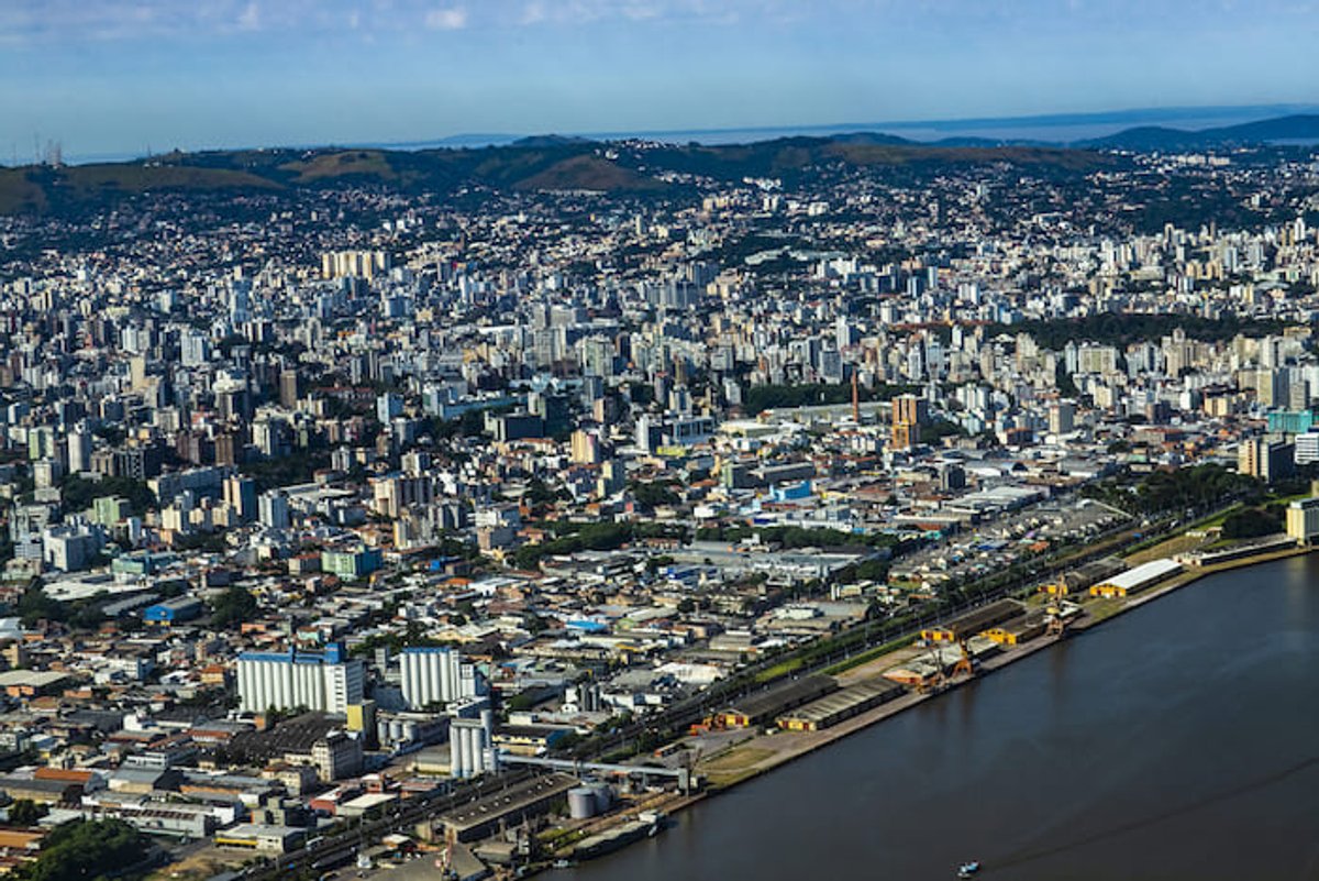 Panorama: Rádio Gaúcha amplia liderança em Porto Alegre. Atlântida FM segue vice-líder geral