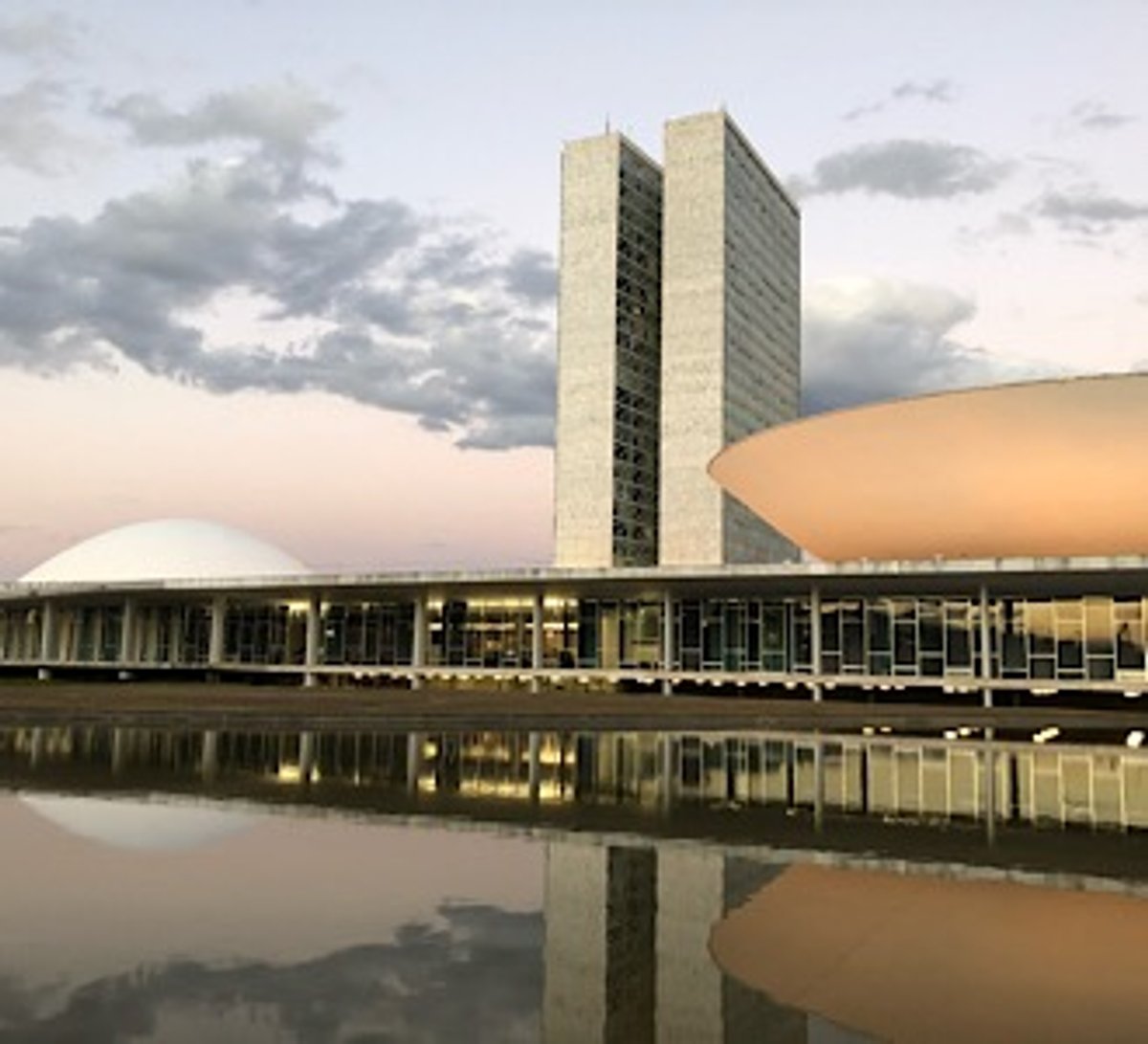 Câmara dos Deputados conclui aprovação do projeto de desoneração da folha de pagamentos e vai à sanção presidencial
