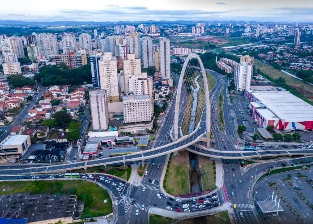 Panorama: Ótima FM e Antena 1 avançam em audiência e se destacam em São José dos Campos (SP)