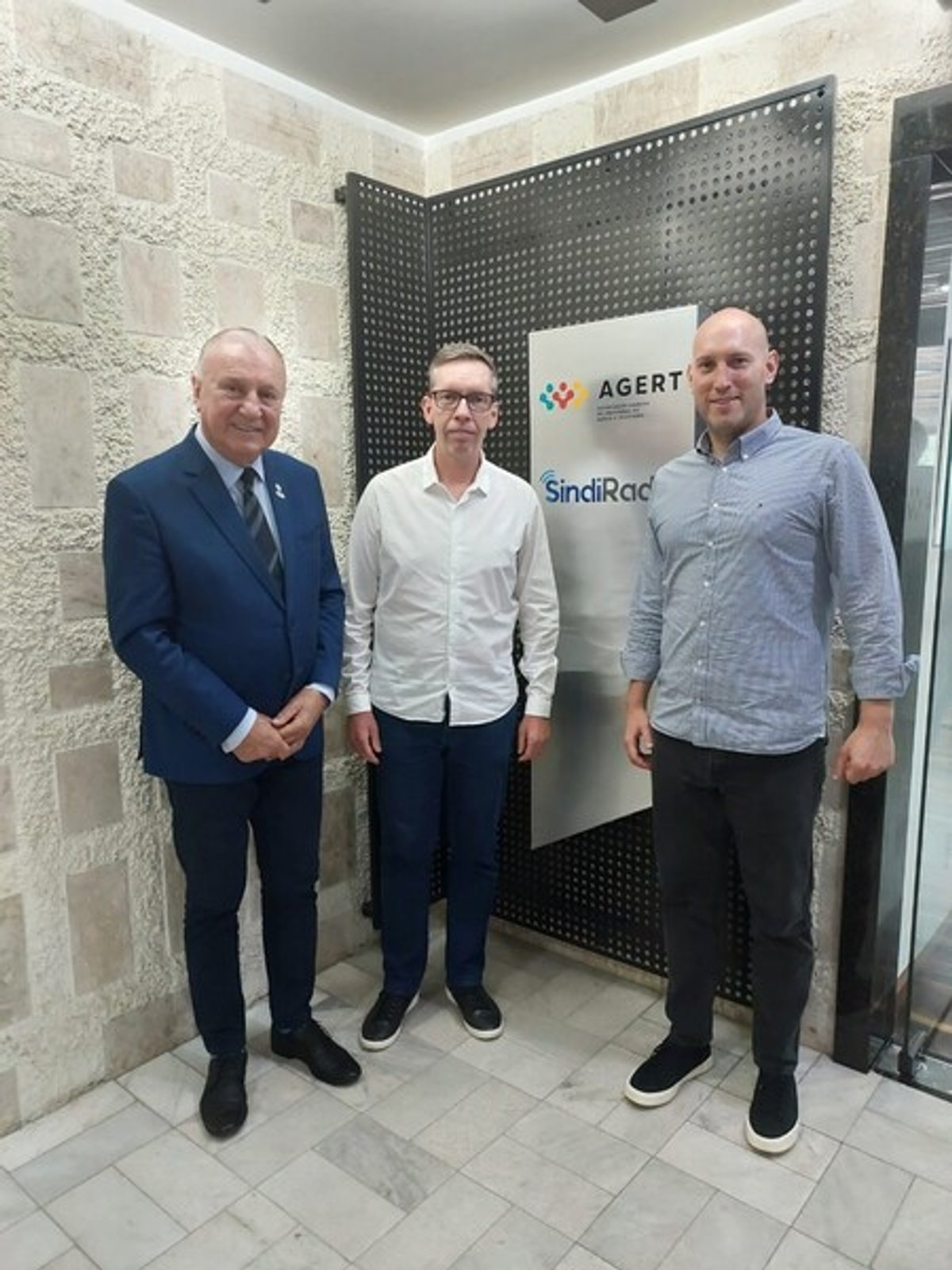 Alessandro Heck, gestor da Rádio Progresso é eleito novo presidente da AGERT