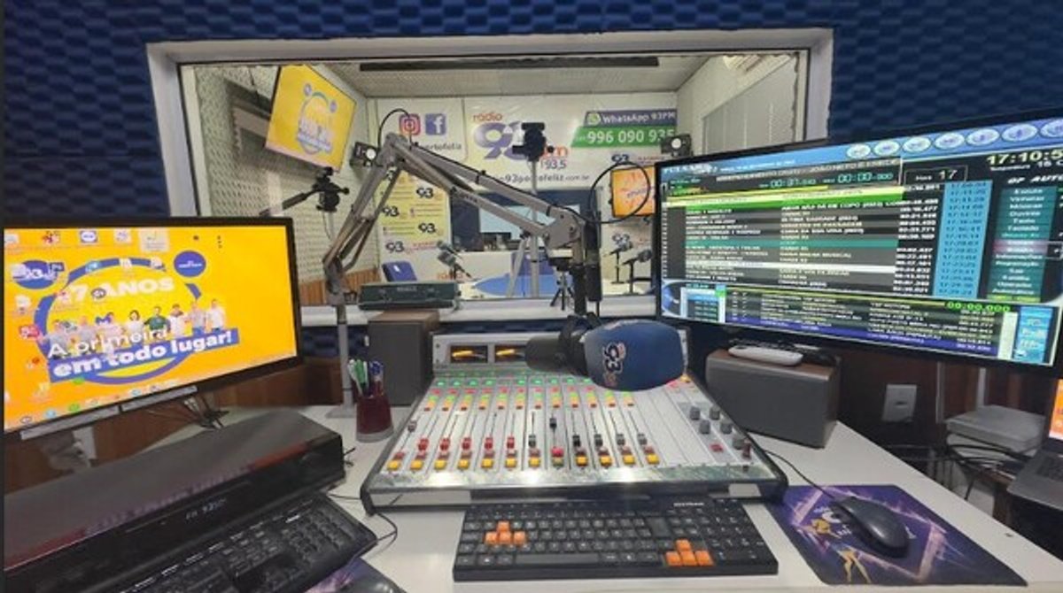93 FM completa 7 anos em Porto Feliz (SP) neste sábado (14)
