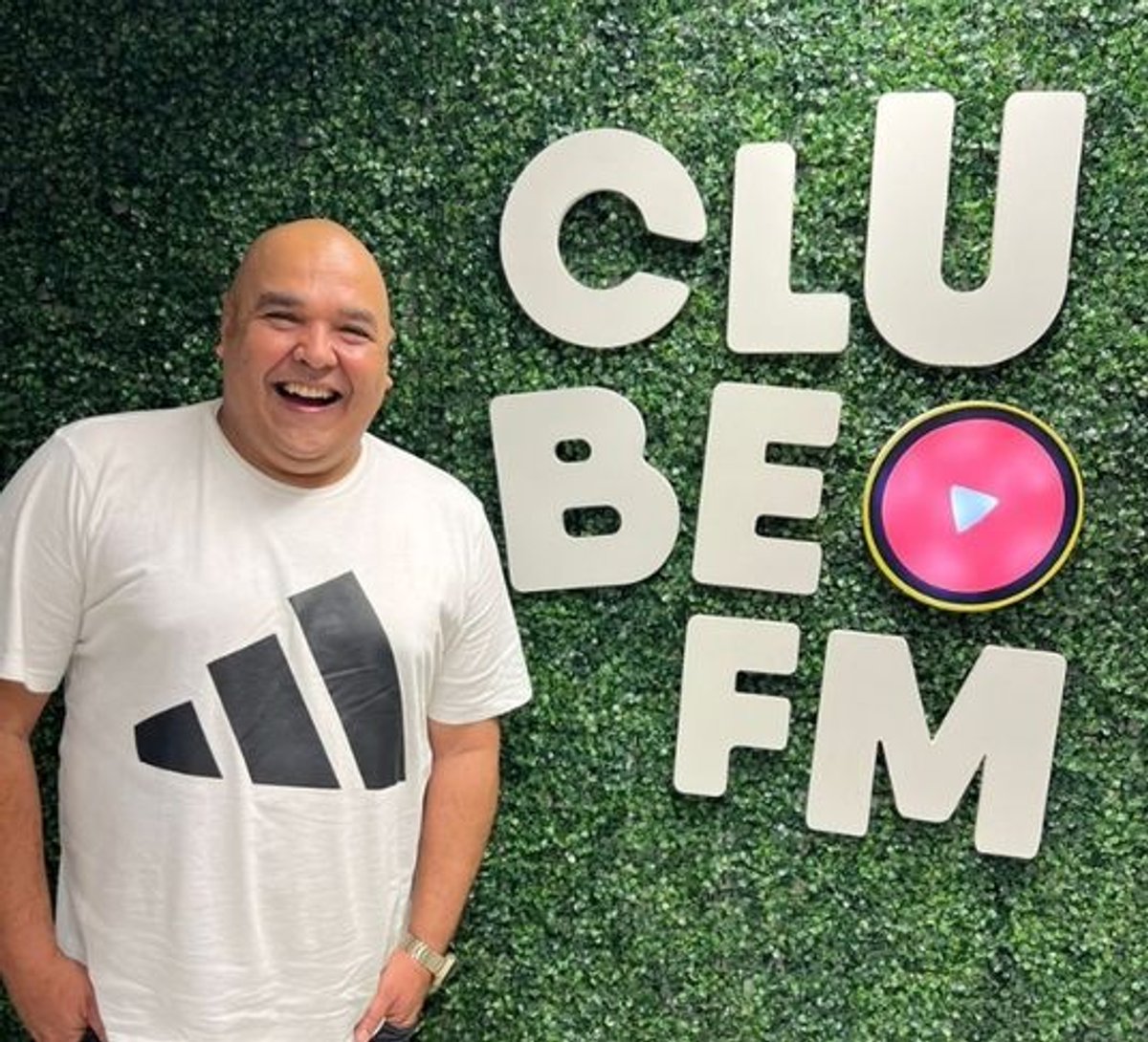 Rede Clube FM Brasil anuncia contratação de Marcos Braga em Brasília