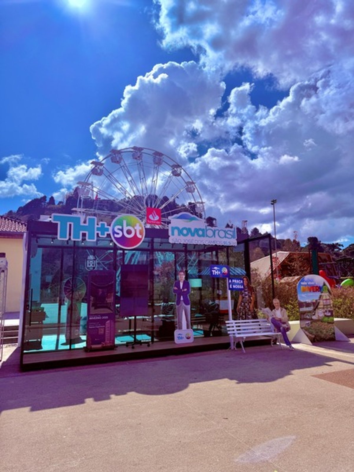 Rede Novabrasil FM integra projeto Estúdio de Inverno TH+ SBT 2025 em Campos do Jordão (SP)