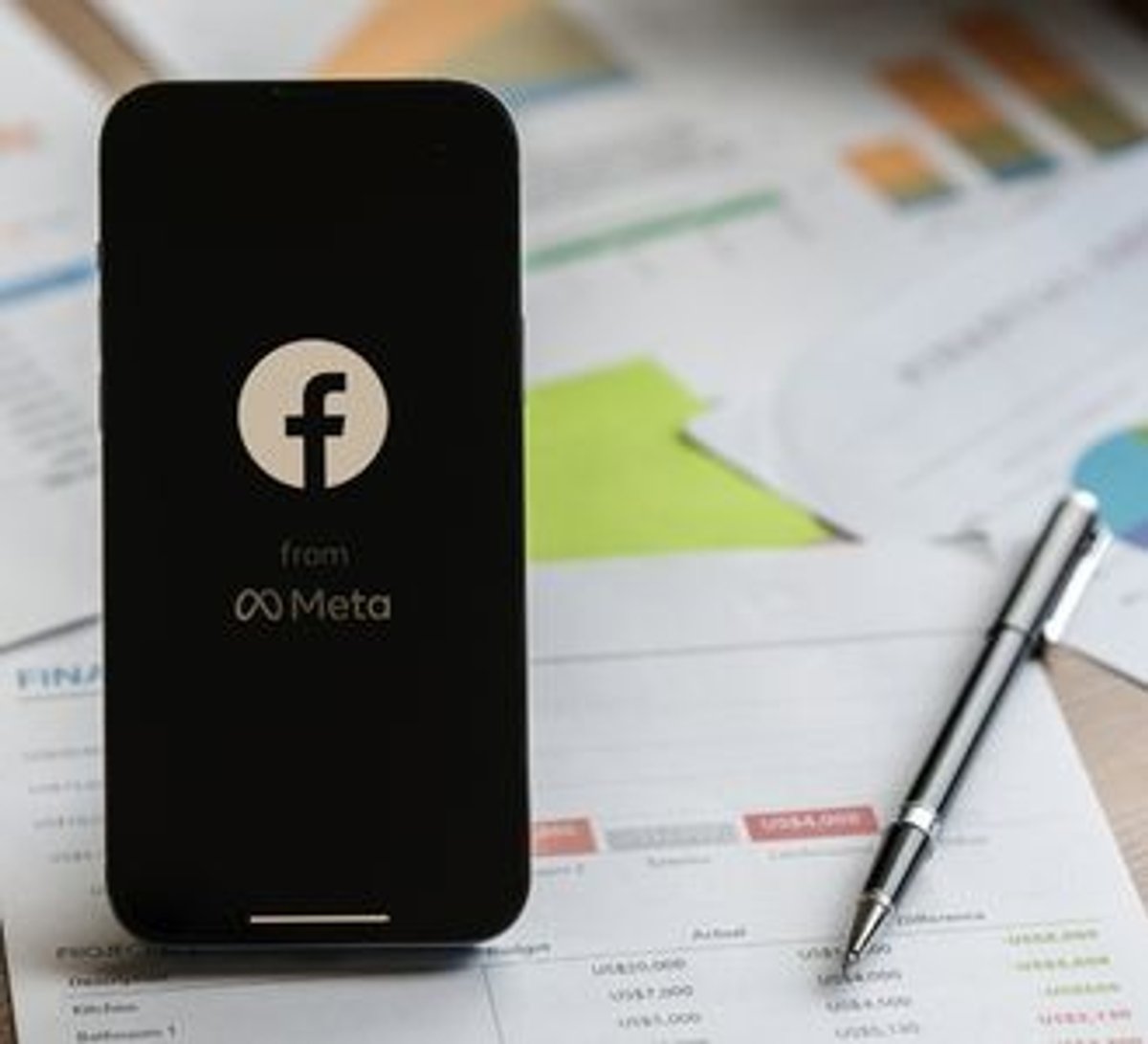 Meta encerra programa de verificação de fatos e adota "Notas da Comunidade" nos EUA
