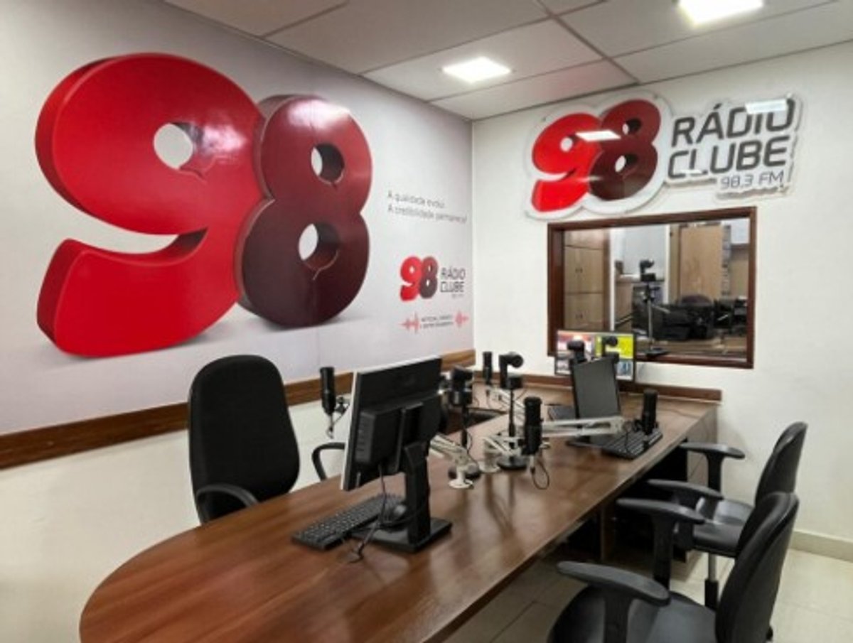 Rádio Clube 98 completa 84 anos operando em Patos de Minas (MG)