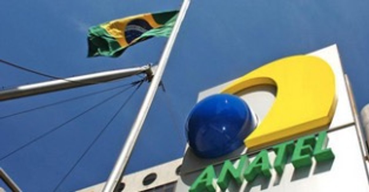 Anatel registra avanços importantes no licenciamento de estações de rádio FM no Brasil
