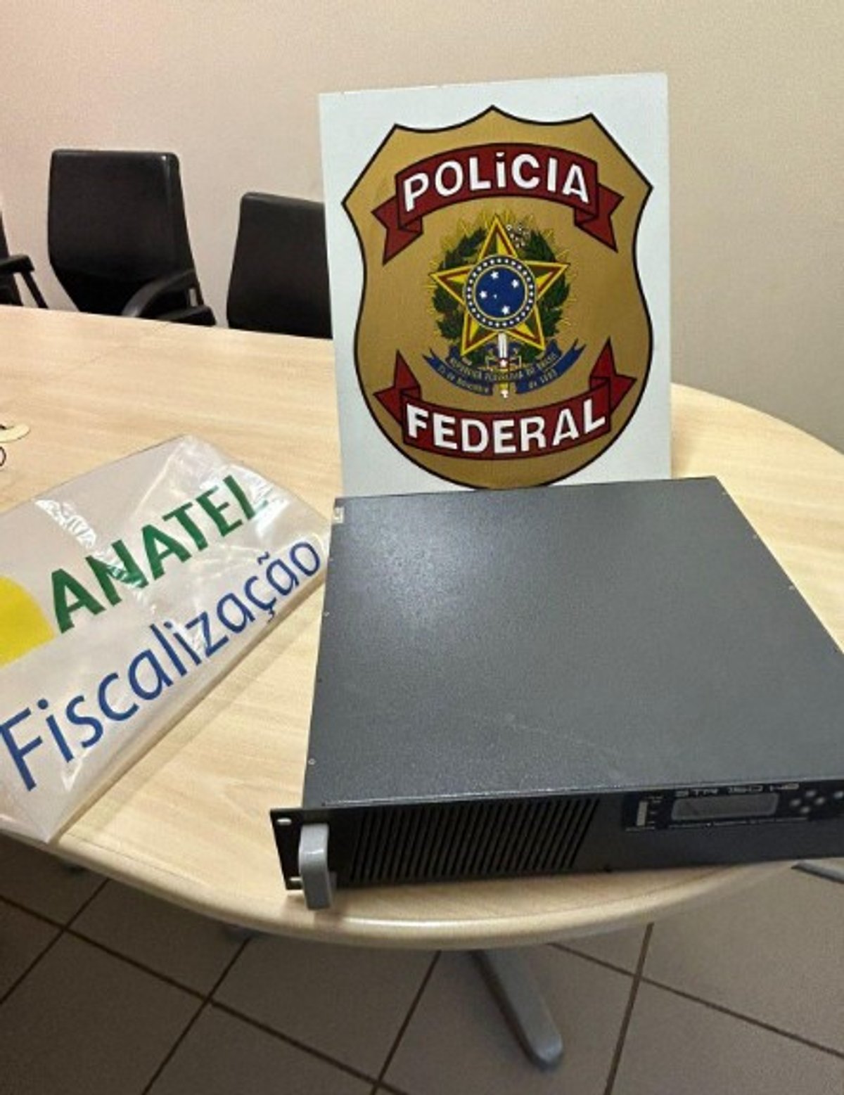 Polícia Federal autua homem por operar rádio clandestina em Uberaba