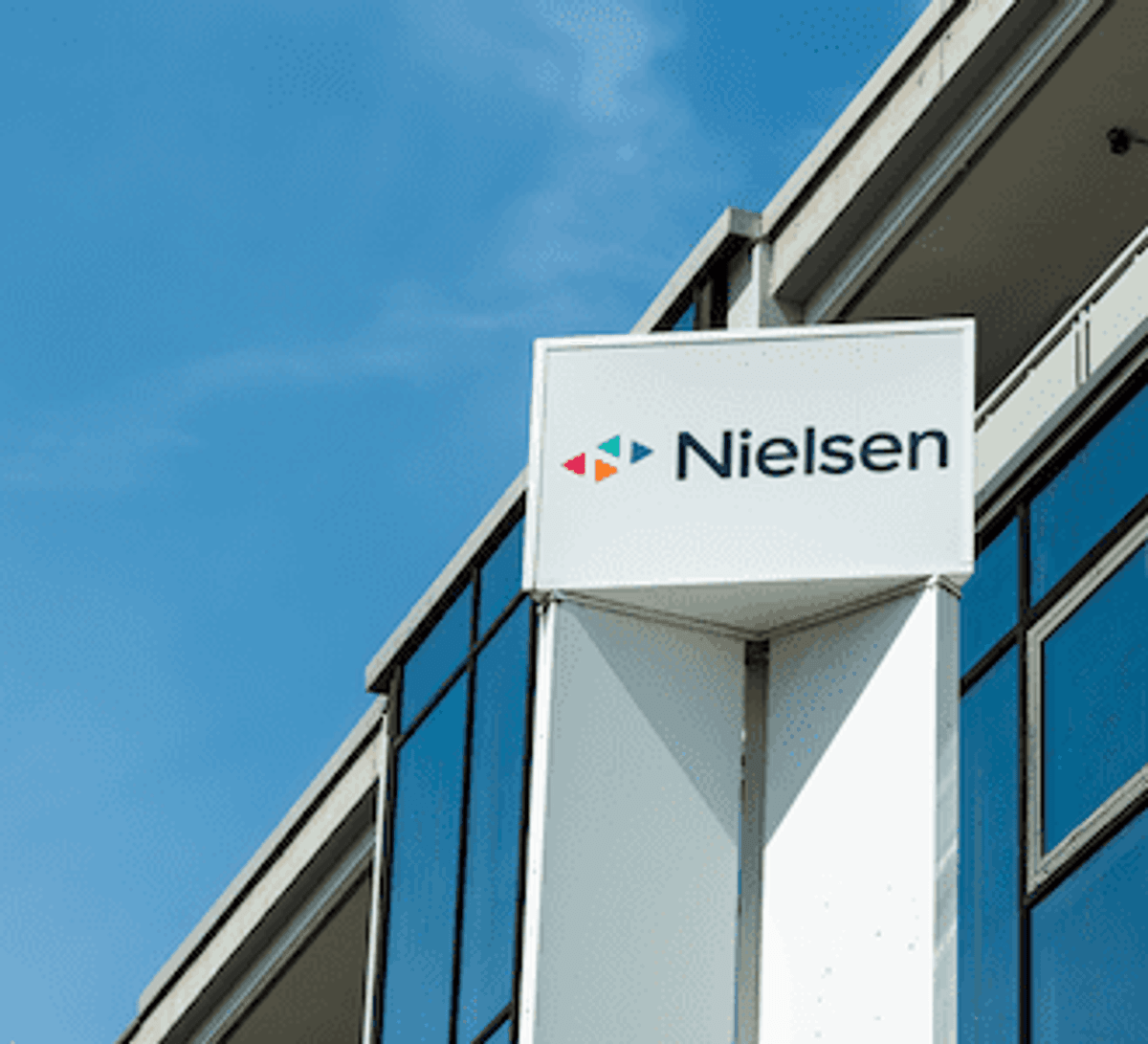 O Rádio Hoje | Audiência do rádio AM/FM sobe 3% com nova metodologia da Nielsen e cresce entre ouvintes mais jovens