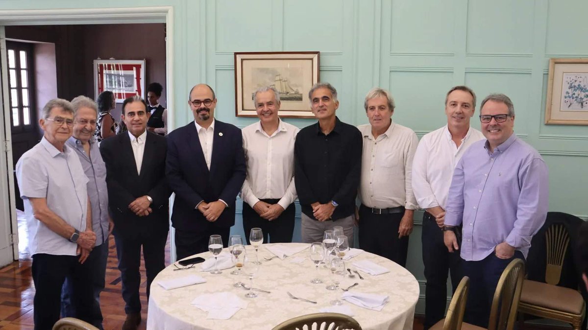 Mayrinck Júnior é reeleito presidente da AMIRT para o biênio 2025/2026
