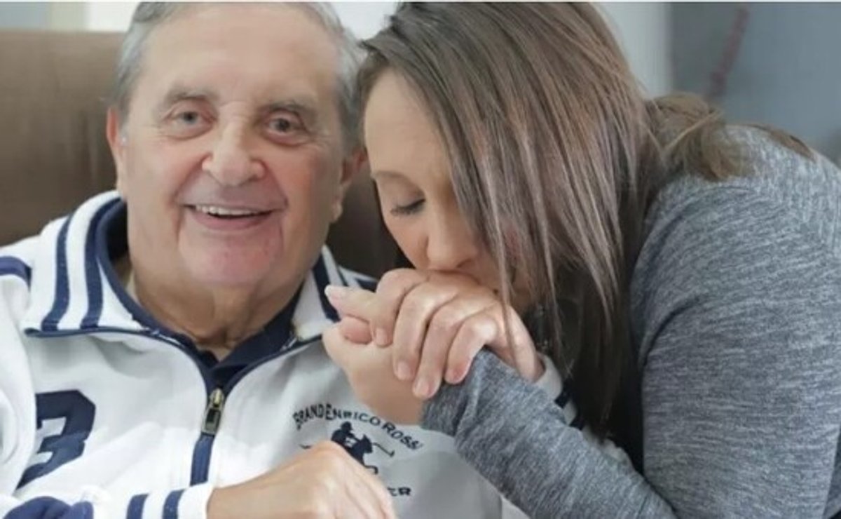 Radiodifusor e ex-deputado federal, José de Abreu, morre aos 77 anos em São Paulo