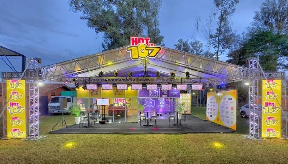 Hot 107 FM reforça atuação multiplataforma com ampla cobertura da 45ª Facilpa no Centro-Oeste Paulista