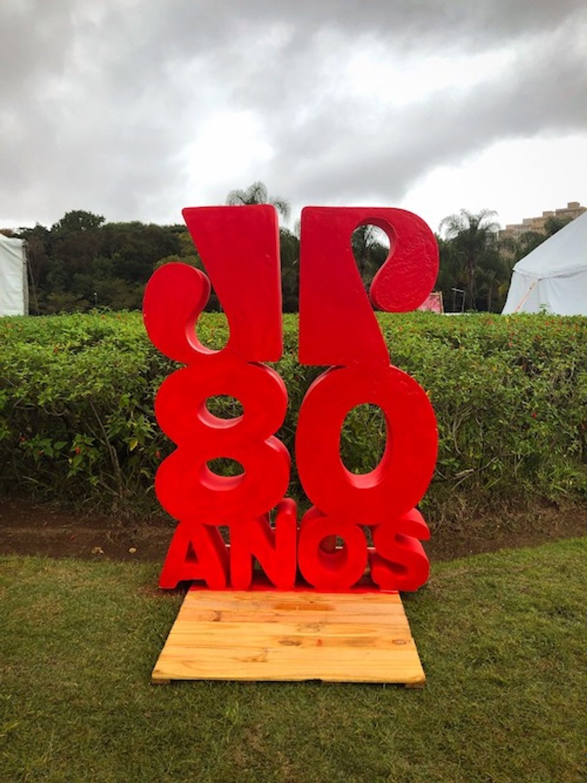 Jovem Pan é a emissora oficial da 1ª Bienal do Lixo em São Paulo