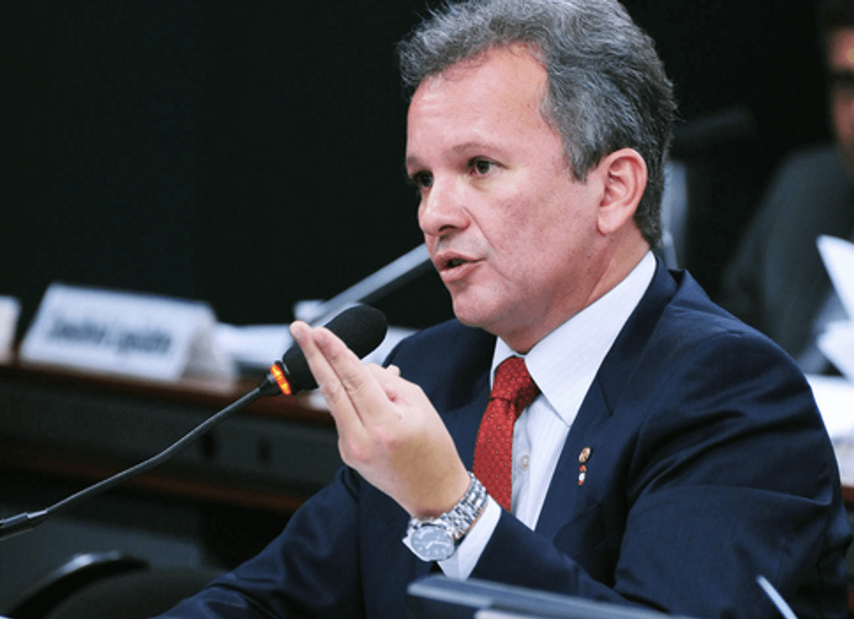 Plantão: Dilma anuncia André Figueiredo (PDT –CE) para o Ministério das Comunicações