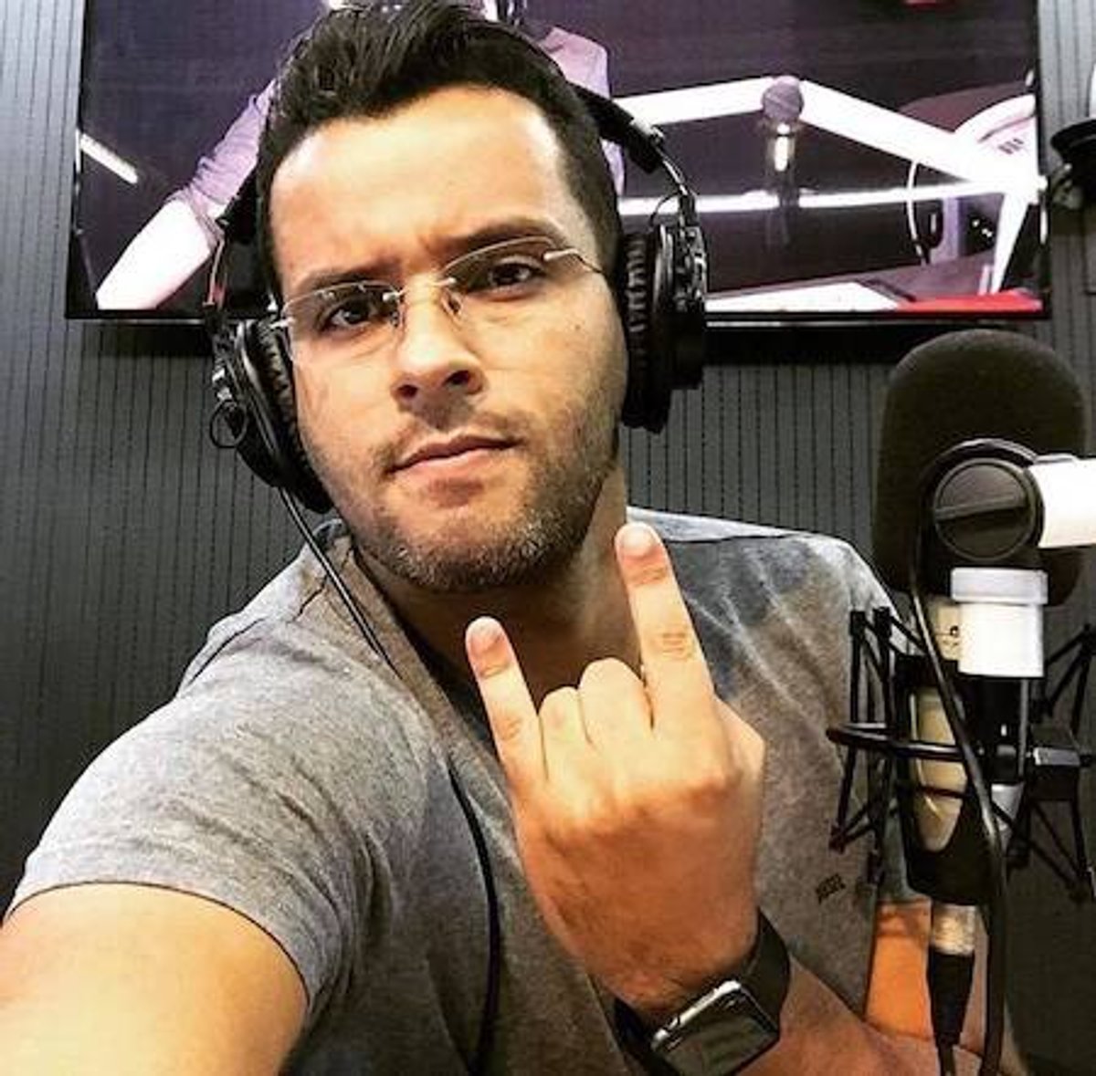Plantão: Em nota, 98 FM confirma o falecimento de Lucas Vernek em Belo Horizonte