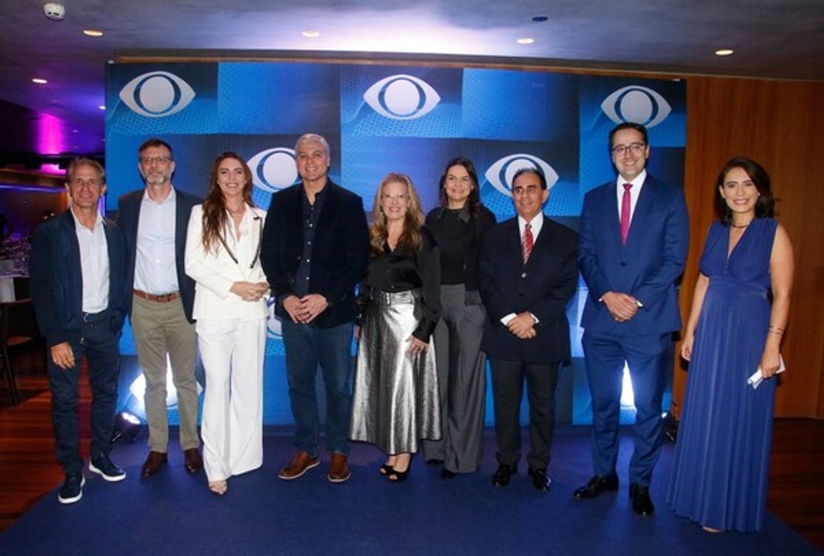 Grupo Bandeirantes apresenta Rádio Bandeirantes em Brasília durante evento na capital federal