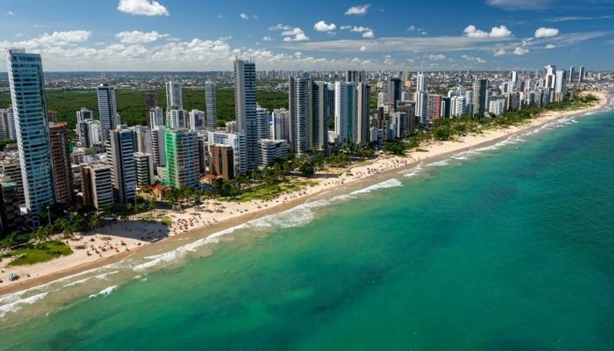 Panorama: Recife FM reassume liderança de audiência; Rádio Maranata e Rádio Olinda avançam no Recife