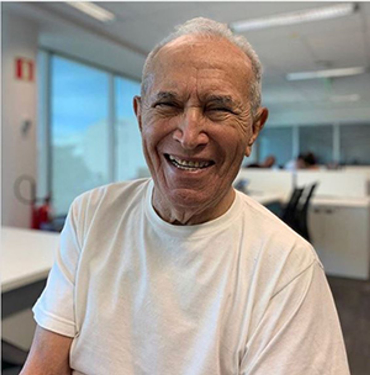 Coronavírus: Funcionário mais antigo do Sistema Globo de Rádio, Guilherme Alves da Costa, morre aos 90 anos