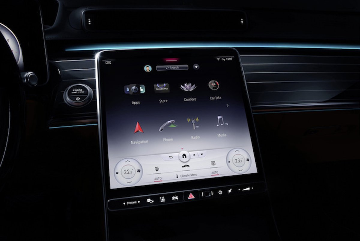 Tendências | Rádio híbrido avança em automóveis com parceria entre a Xperi e a Daimler