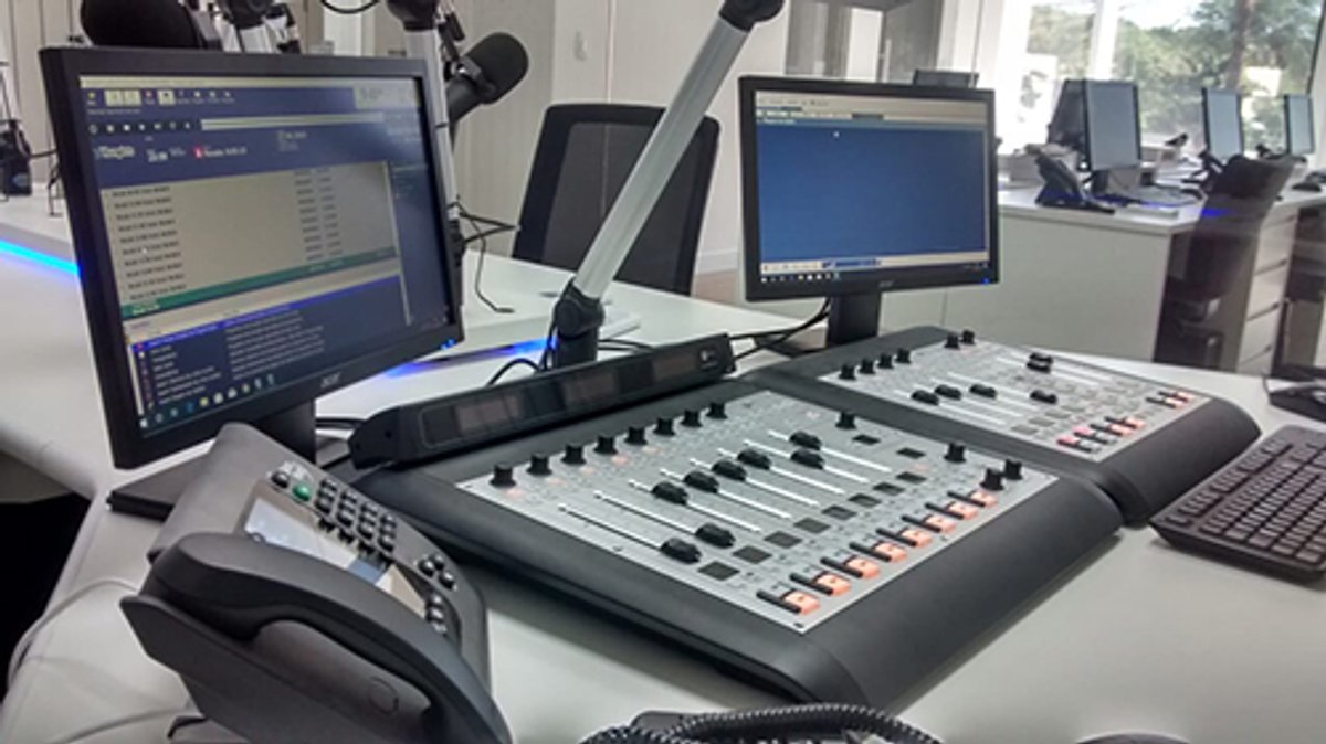 BandNews FM finaliza montagem de estrutura e deve estrear em agosto em Goiânia