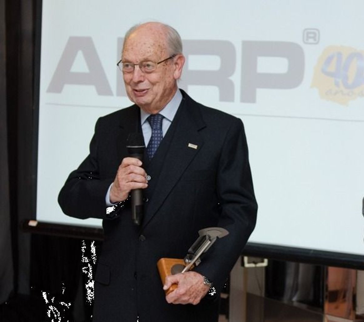 Radiodifusor João Seiler Bettega, do Grupo SIRA, morre aos 89 anos em Curitiba