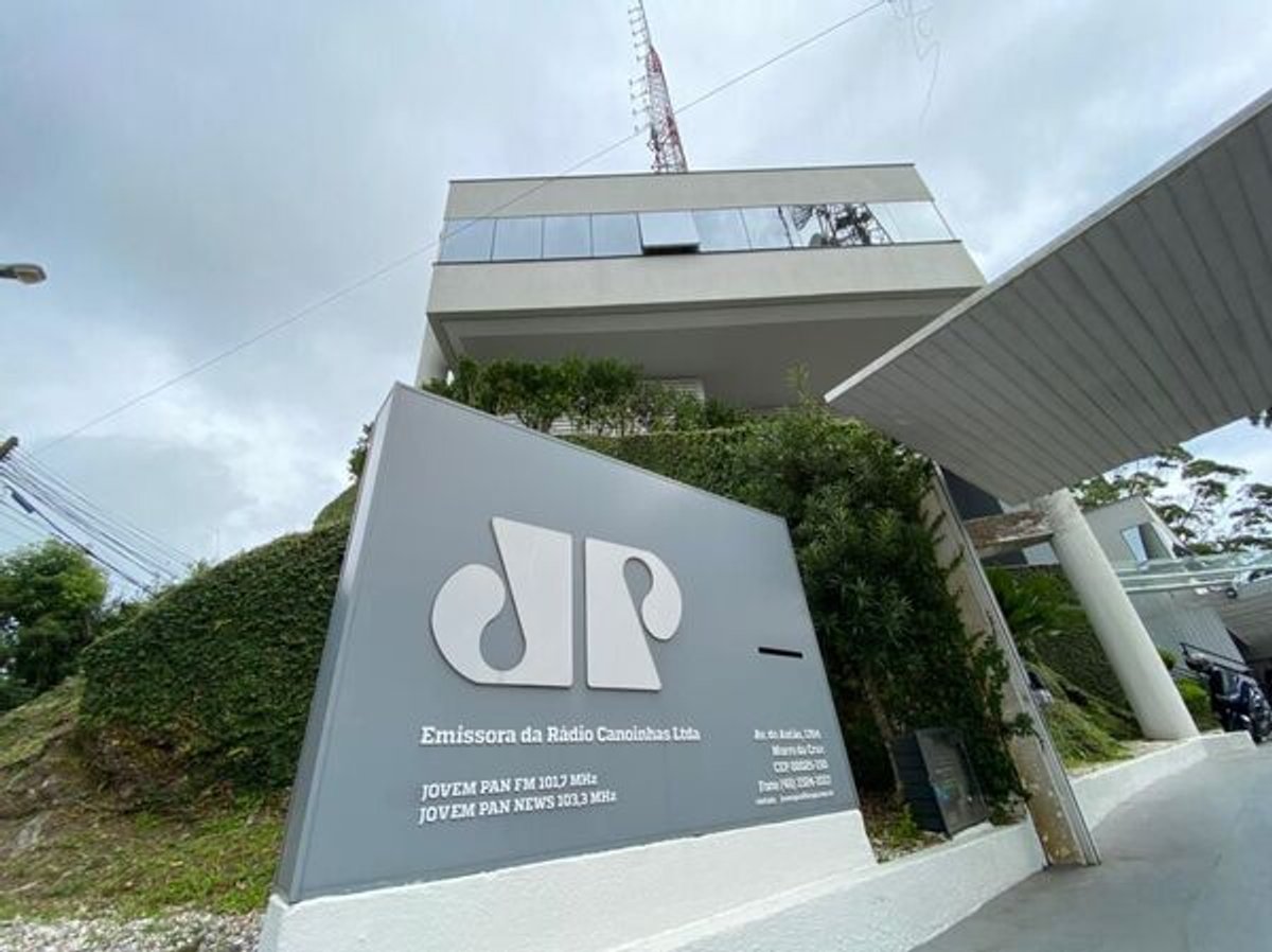 Jovem Pan News faz cobertura ao vivo das convenções partidárias catarinenses neste sábado (23)