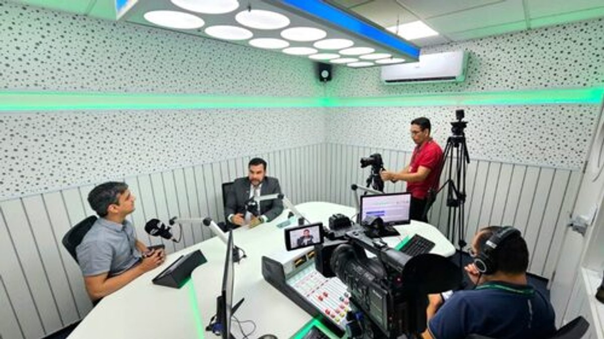 Rádio Câmara estreia nesta segunda-feira nova programação a partir de Manaus (AM)