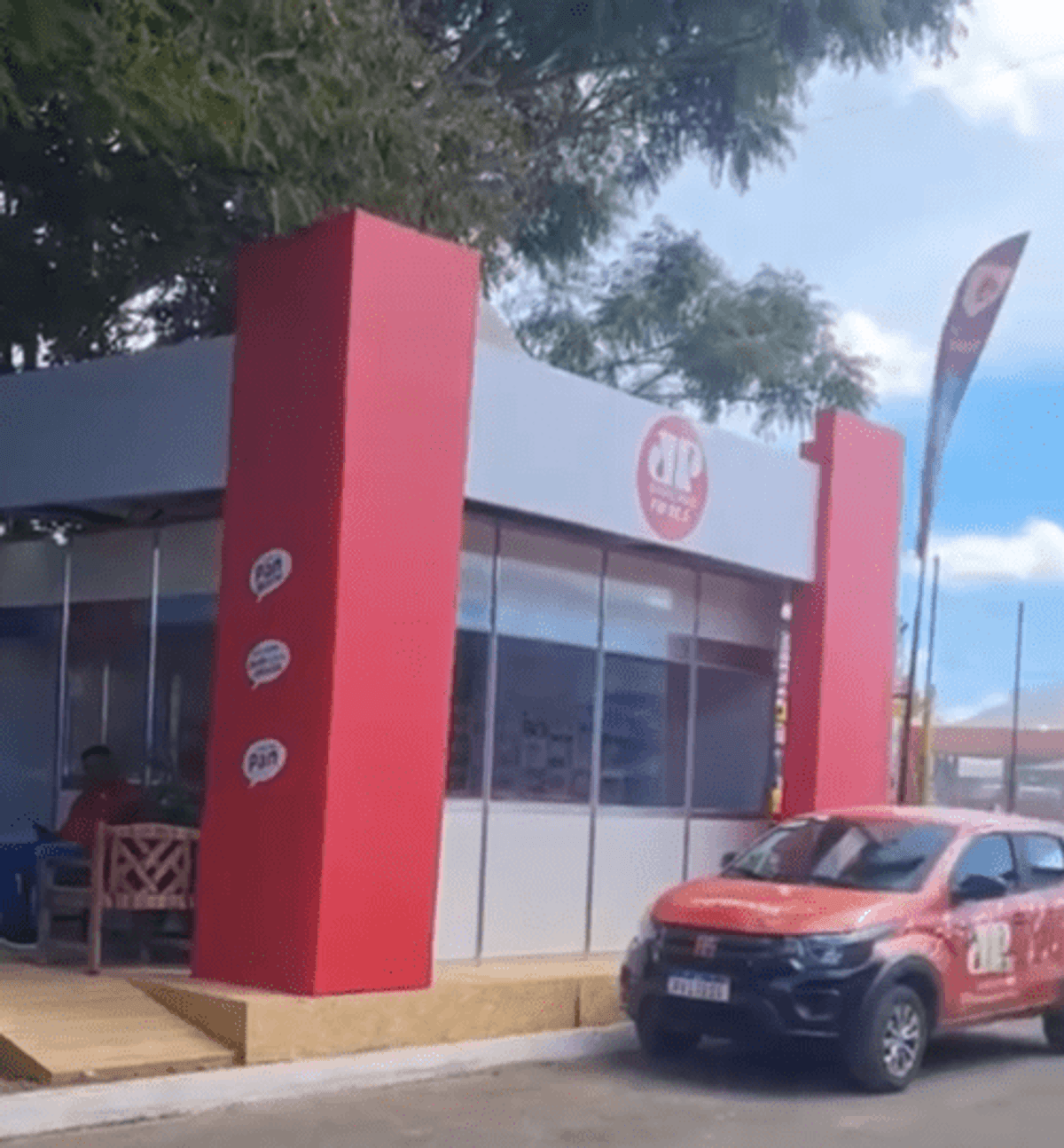 Jovem Pan FM de Barreiras (BA) conta com estúdio móvel na Bahia Farm Show