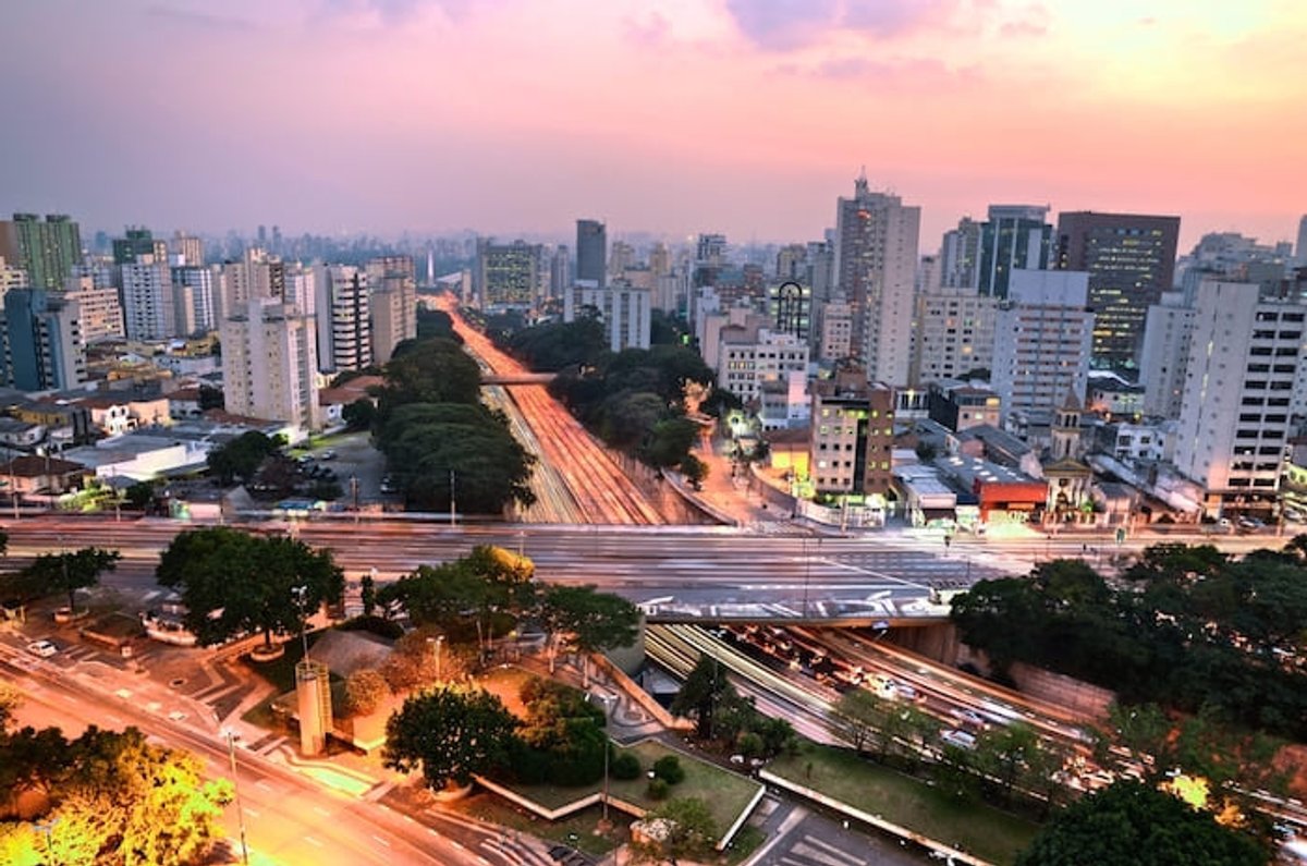 Panorama: Rádio FM de São Paulo mantém cenário positivo com 19 FMs acima de 1 milhão de ouvintes por canal