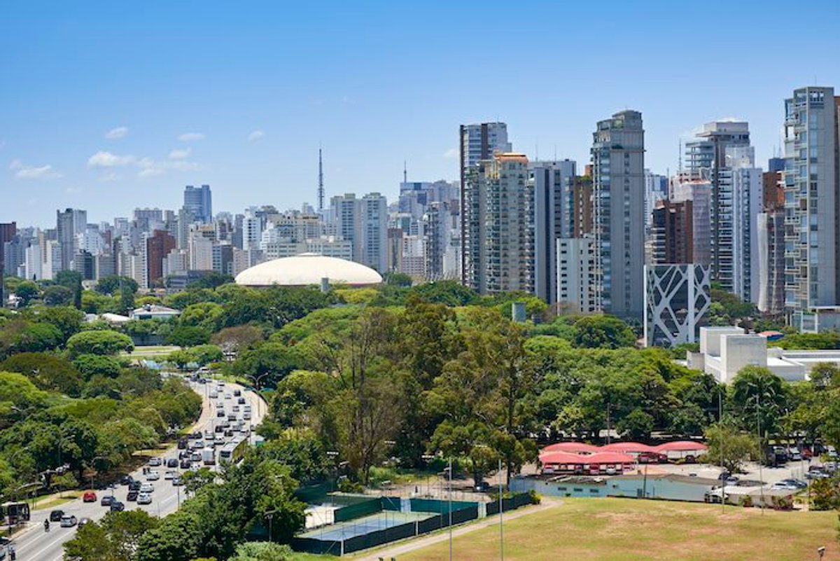 Panorama: Alpha FM avança e Antena 1 acirra briga pelo top 5; Band FM segue líder isolada em São Paulo