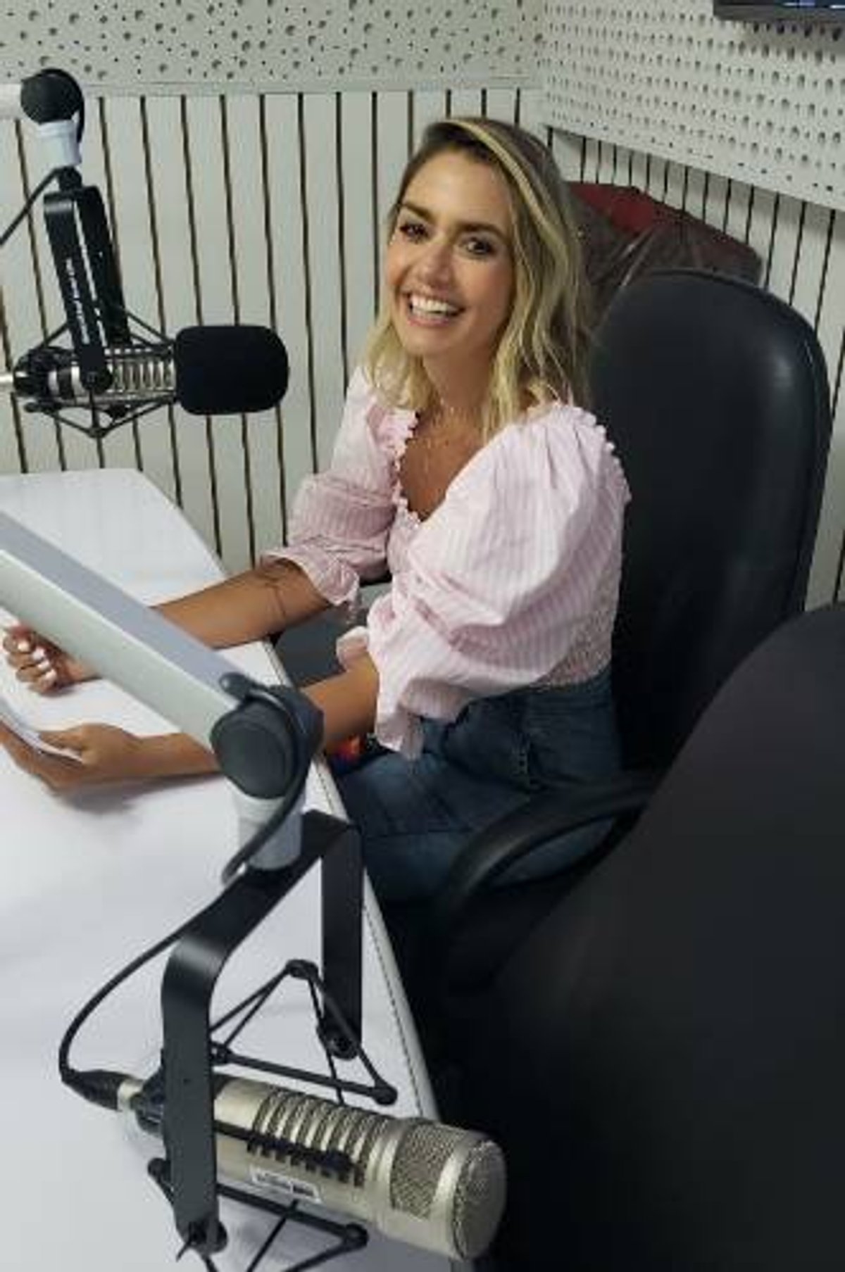 Rede NovaBrasil FM tem novidade em sua programação às quartas-feiras