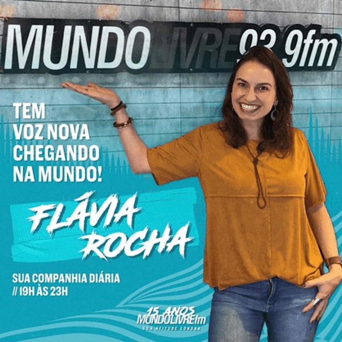 Flávia Rocha passa a assumir programação noturna da Mundo Livre FM
