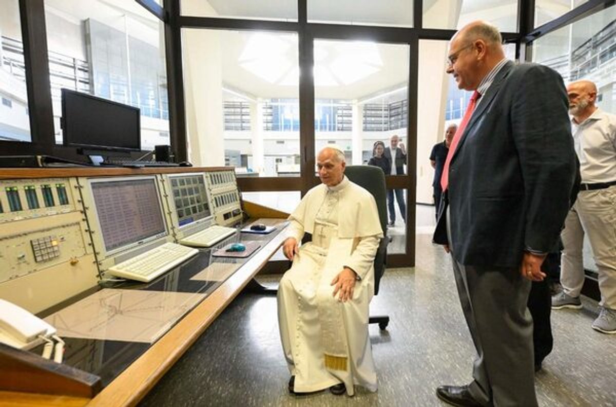 Rádio Vaticano comemora o Dia Mundial da Rádio com sete programas multilíngues dedicados à inteligência artificial