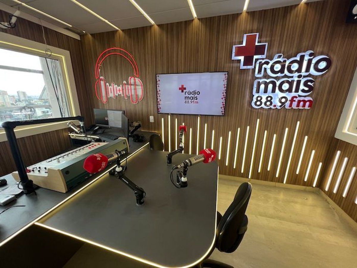 Rádio Mais já faz expectativa para a sua estreia em FM na Grande Curitiba