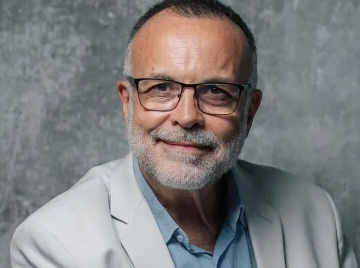 A Tarde FM estreia programa "Café das 7" com apresentação de Jefferson Beltrão