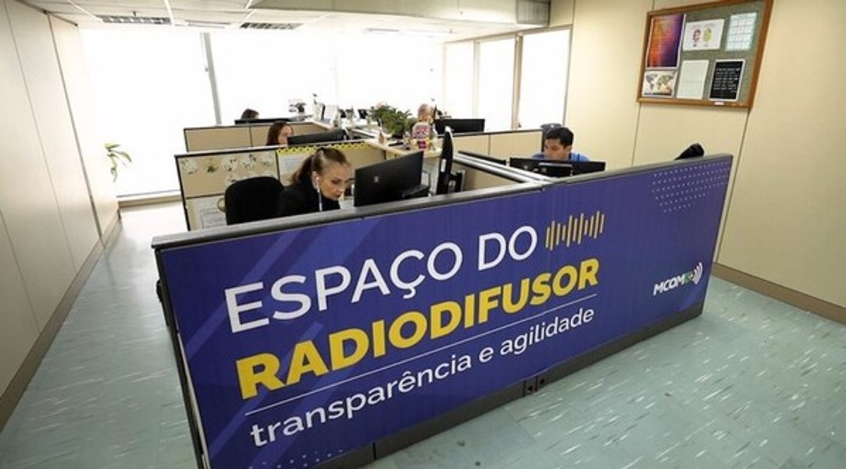 Balanço do MCom mostra que Espaço do Radiodifusor registrou mais de 7 mil atendimentos em 2023