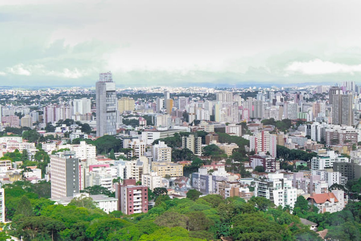 Panorama: Massa FM cresce e completa dois anos de liderança de audiência em Curitiba