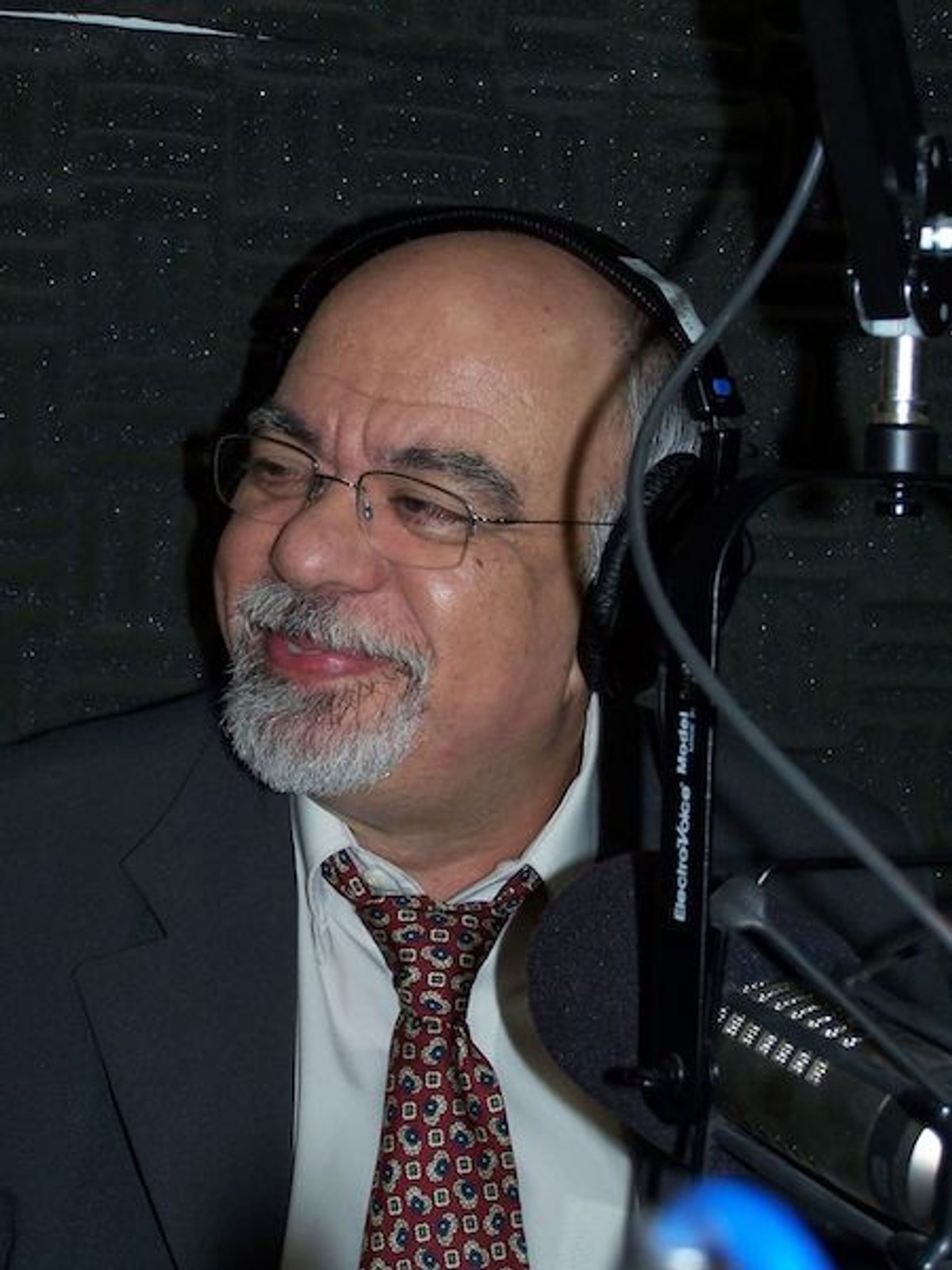 Paraná Educativa emite nota sobre falecimento do radialista Sérgio Silva