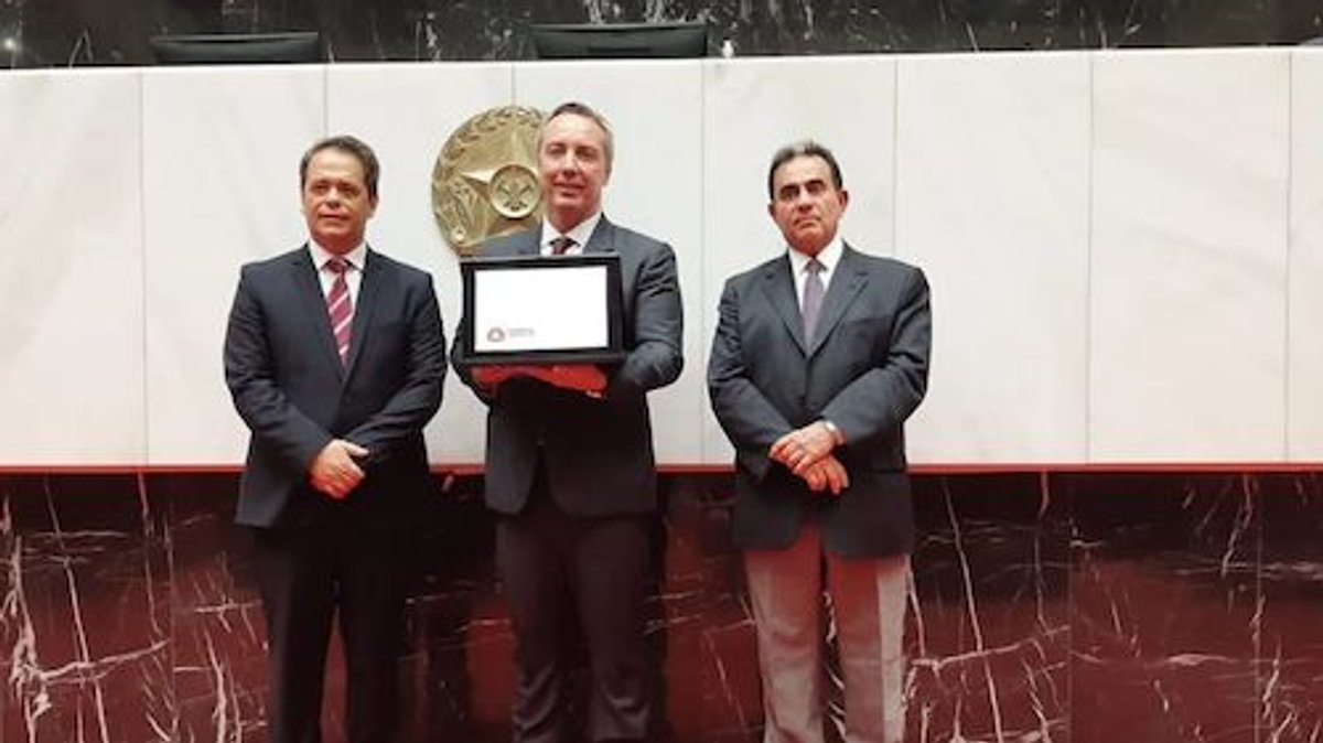 Assembleia estadual mineira realiza sessão solene em homenagem aos 100 anos do rádio
