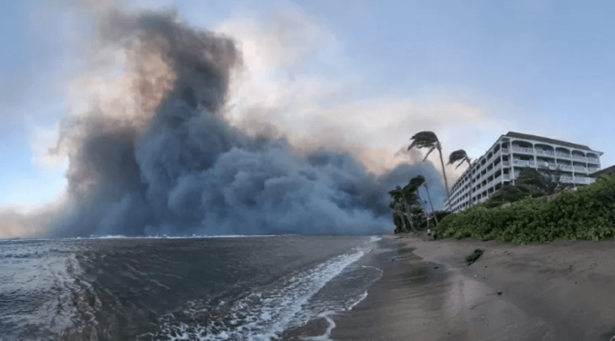 Rádio se torna principal meio de informações para moradores das ilhas atingidas por incêndio no Havaí