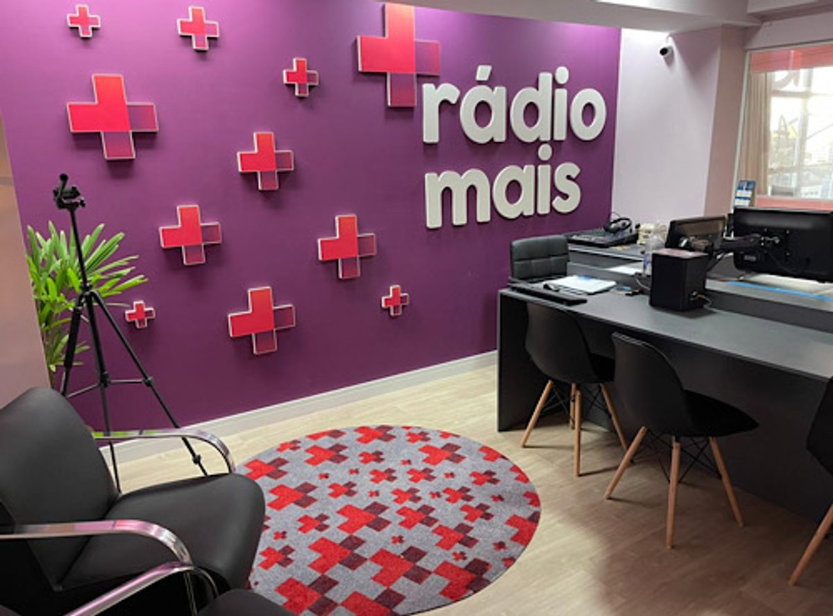 Rádio Mais anuncia migração AM-FM na Grande Curitiba. Estação deverá ocupar a faixa convencional do FM
