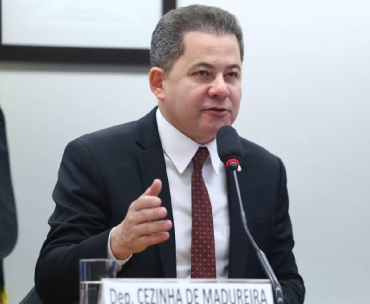 Projeto de lei propõe obrigatoriedade de faixa FM estendida em todos os rádios fabricados no Brasil