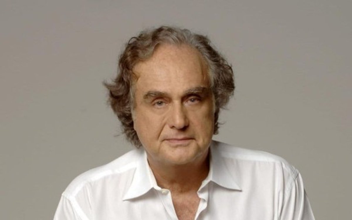 Cineasta, cronista e jornalista Arnaldo Jabor morre aos 81 anos em São Paulo