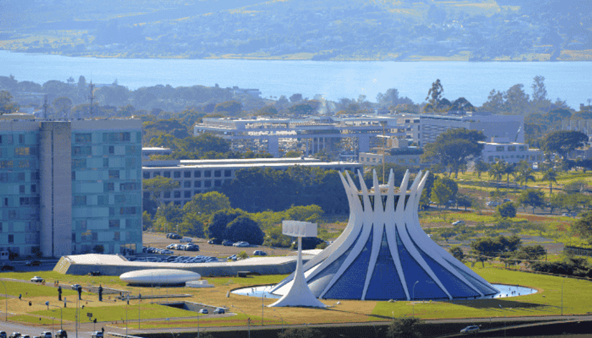 Panorama: Antena 1 e Atividade FM crescem em Brasília; Clube FM e Jovem Pan FM disputam a liderança geral