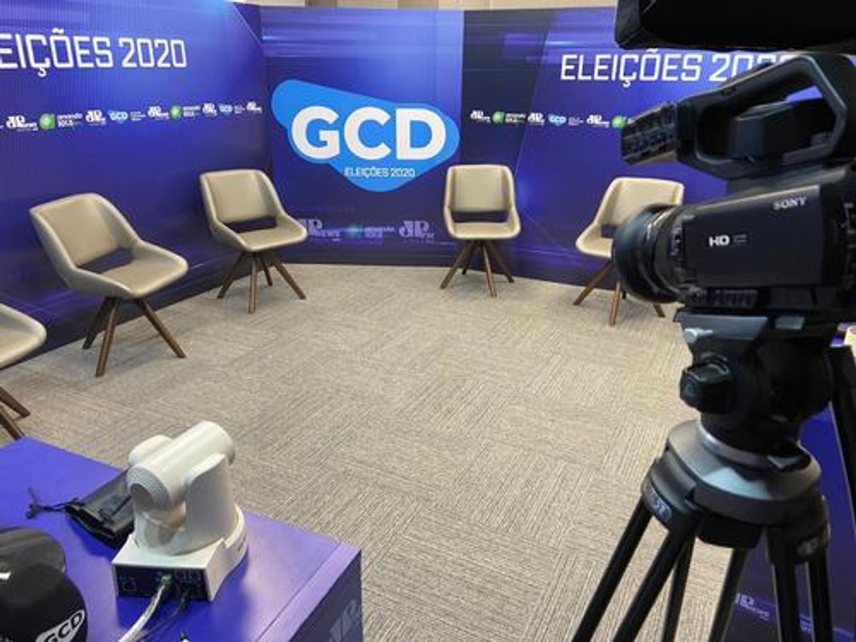 Grupo que controla Jovem Pan News, Jovem Pan FM e Amanda FM realiza primeiro debate multiplataforma no Alto Vale do Itajaí (SC)