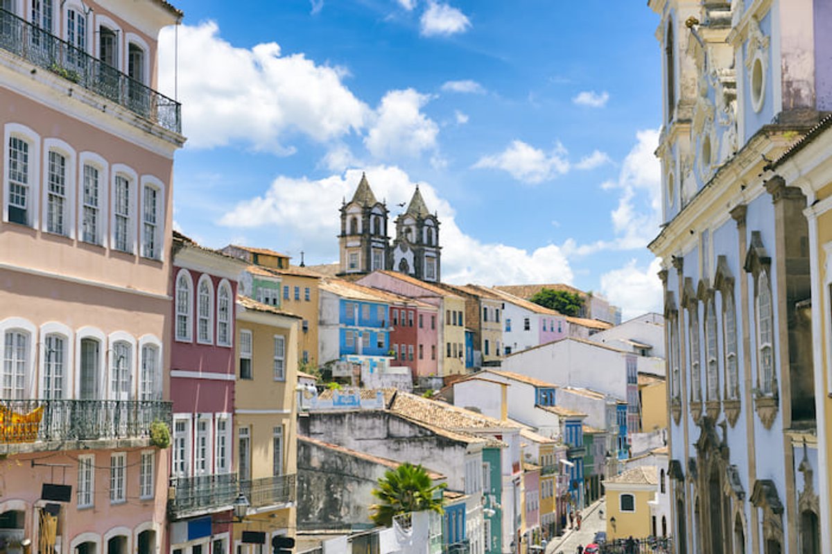 Panorama: GFM e Bahia FM avançam em audiência. Piatã FM segue líder geral em Salvador