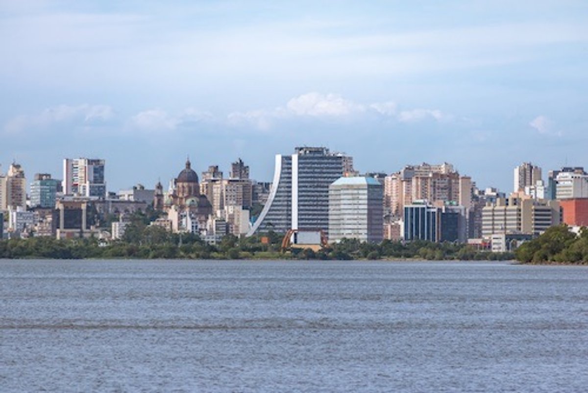 Panorama: Rádio Gaúcha e Atlântida seguem com os maiores volumes de audiência em Porto Alegre. 104 FM e Mix avançam