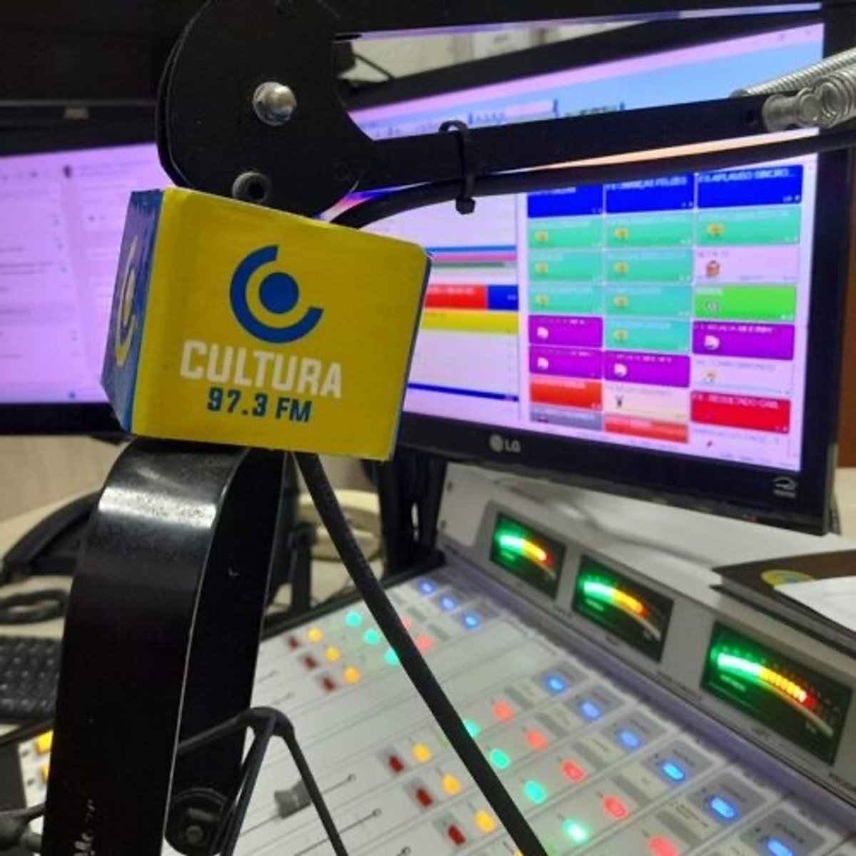 Rádio Cultura completa 91 anos de operação no interior paulista e realiza ações especiais