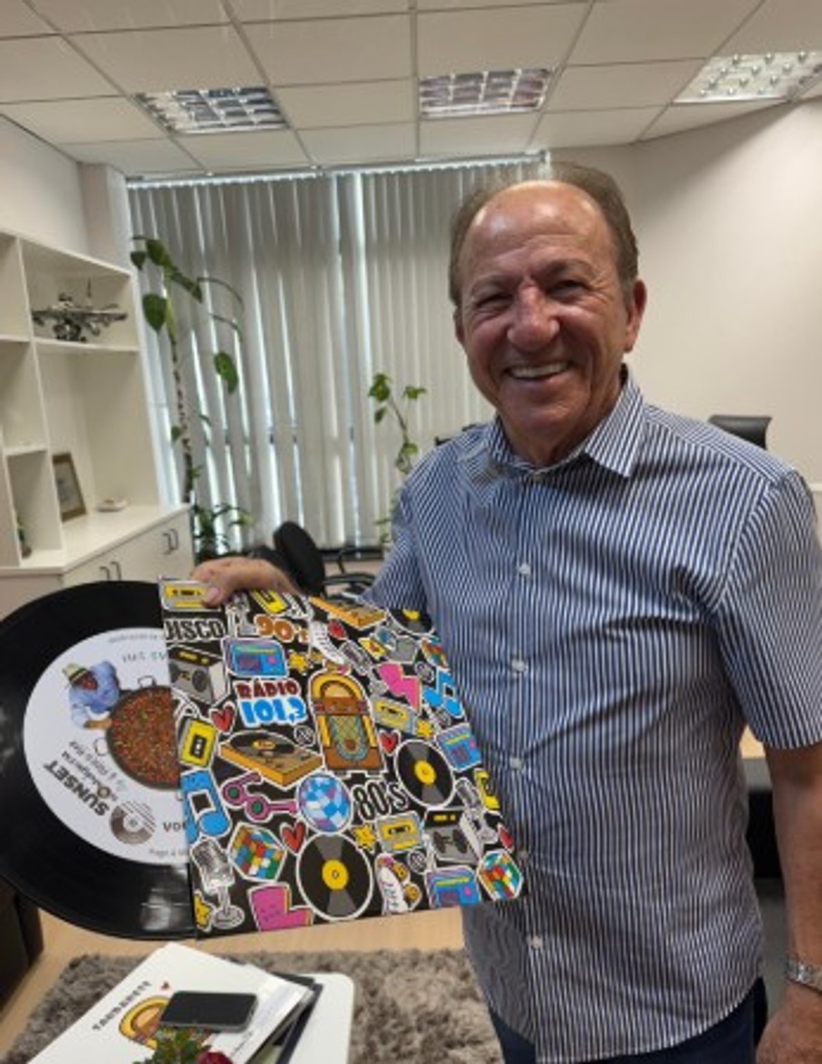 Nostalgia FM será lançada oficialmente em evento nesta quarta-feira (26), em Florianópolis (SC)
